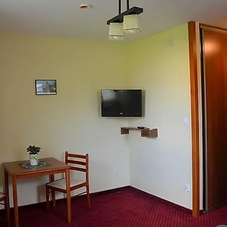 Bed & Breakfast Trybszanka 3*